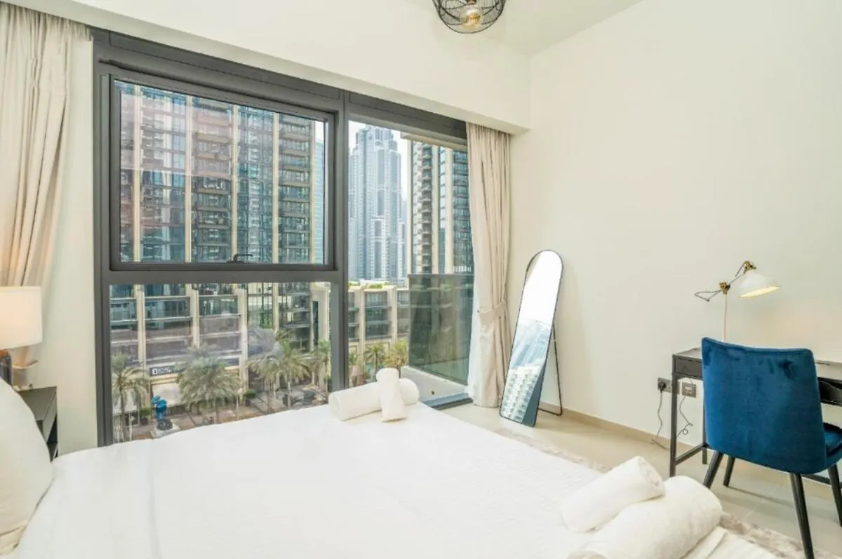 Luxury Apartment Act One Act Two 7 Min Walk To Burj Khalifa & Dubai Mall
